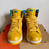 *Sample* 2009 Nike Women's Air Troupe Varsity Maize