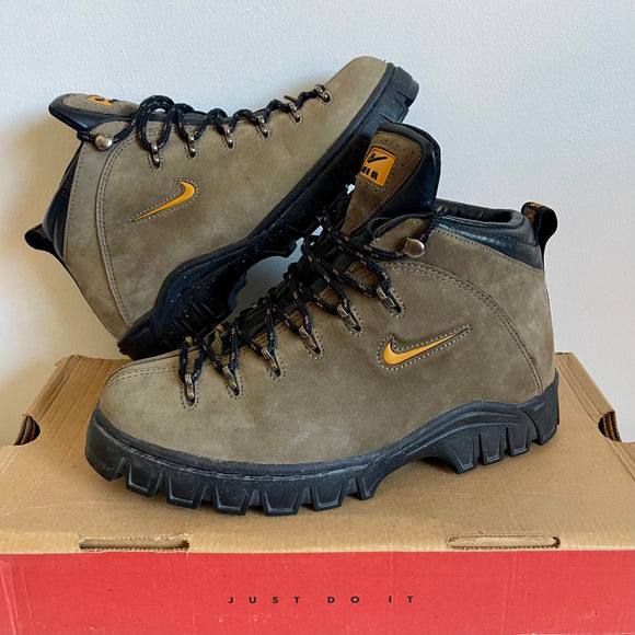 B29 Vintage 1998 Nike ACG Air Gimli Hiking Boots Black  size 9.5 Nike ACG | Shoes | B29 Vintage 998 Nike Acg Air Gimli Hiking  main image 2