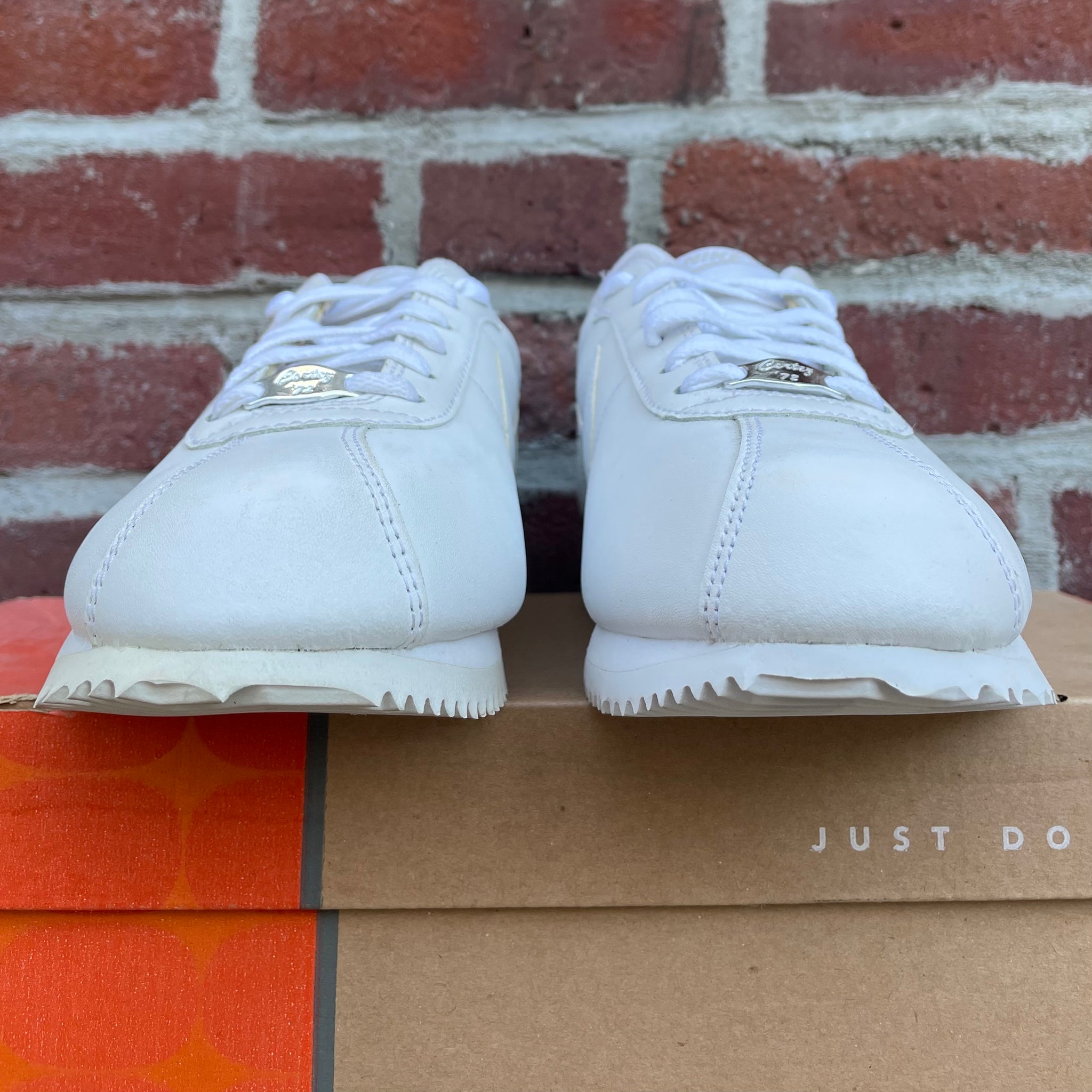 All white 2025 nike 72