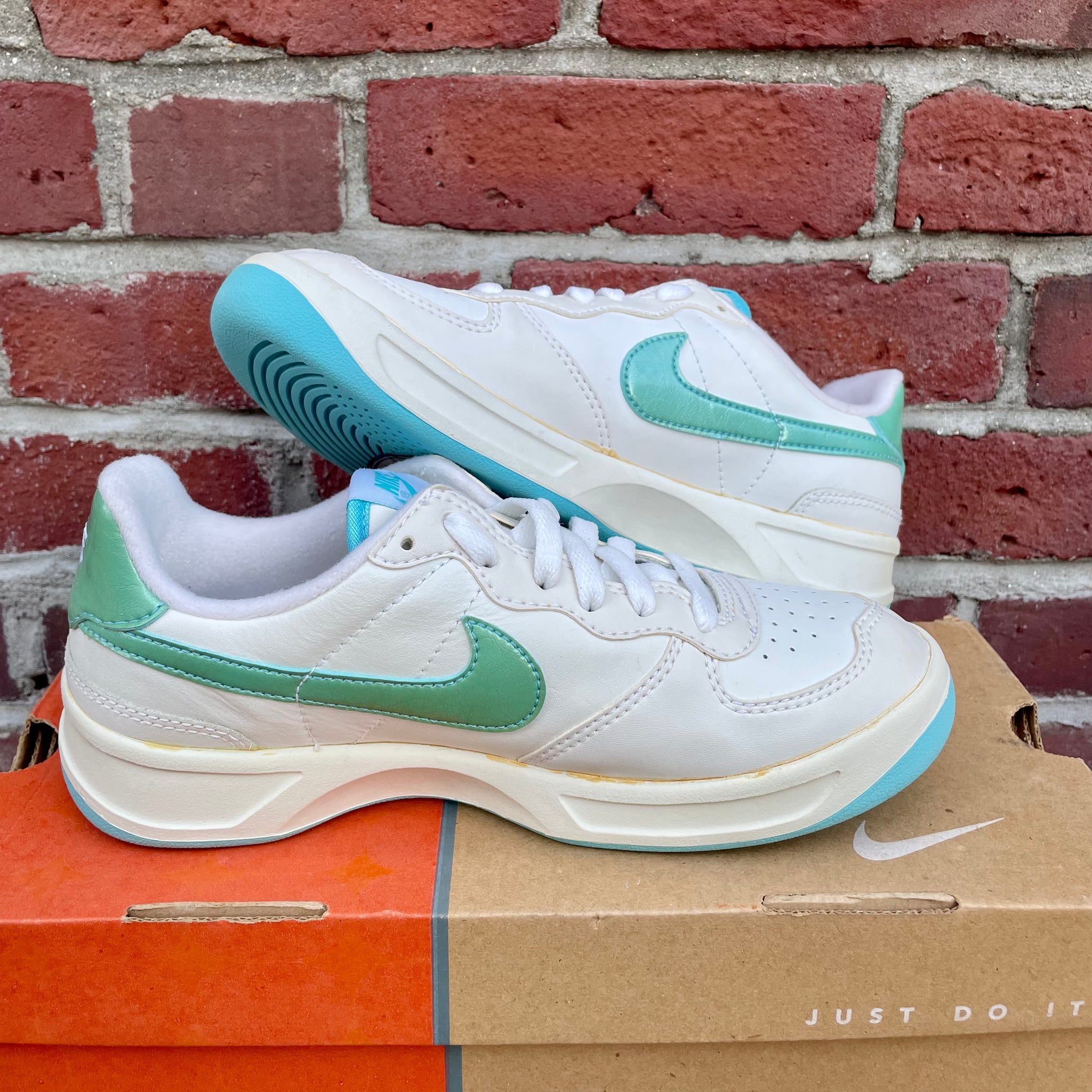 Nike ace 83 hot sale white