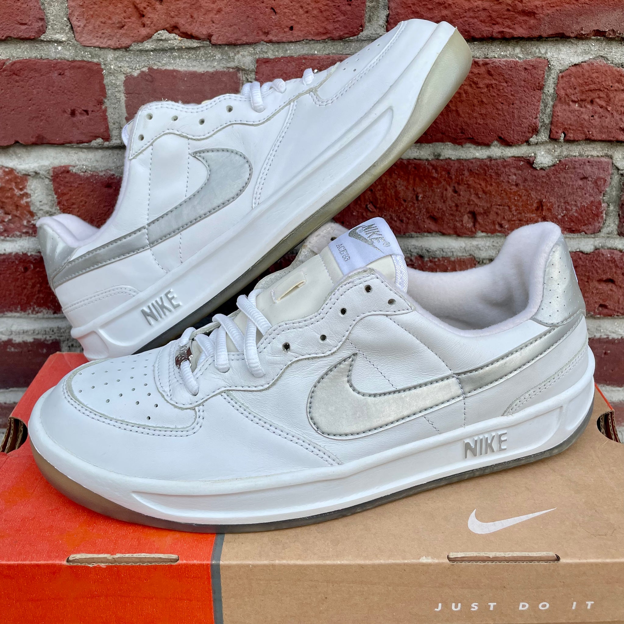 2002 Nike Ace '83 White/Metalic Silver – Eclectic Heat 2002 Nike Ace '83 White/Metalic Silver – Eclectic Heat
