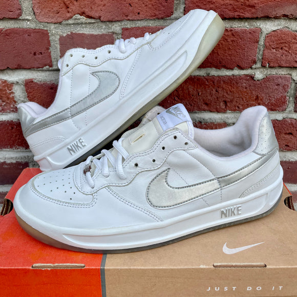 2002 Nike Ace '83 White/Metalic Silver – Eclectic Heat 2002 Nike Ace '83 White/Metalic Silver – Eclectic Heat