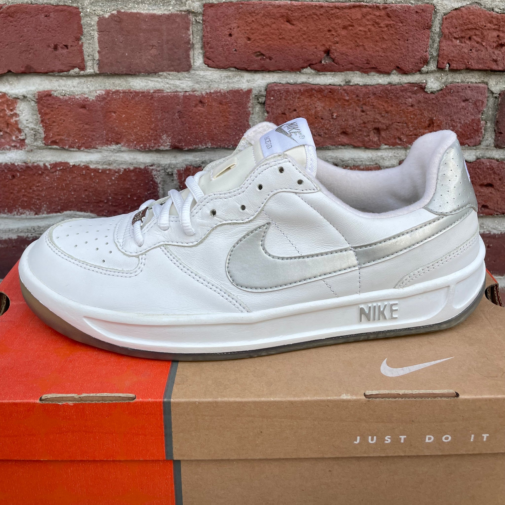 2002 Nike Ace 