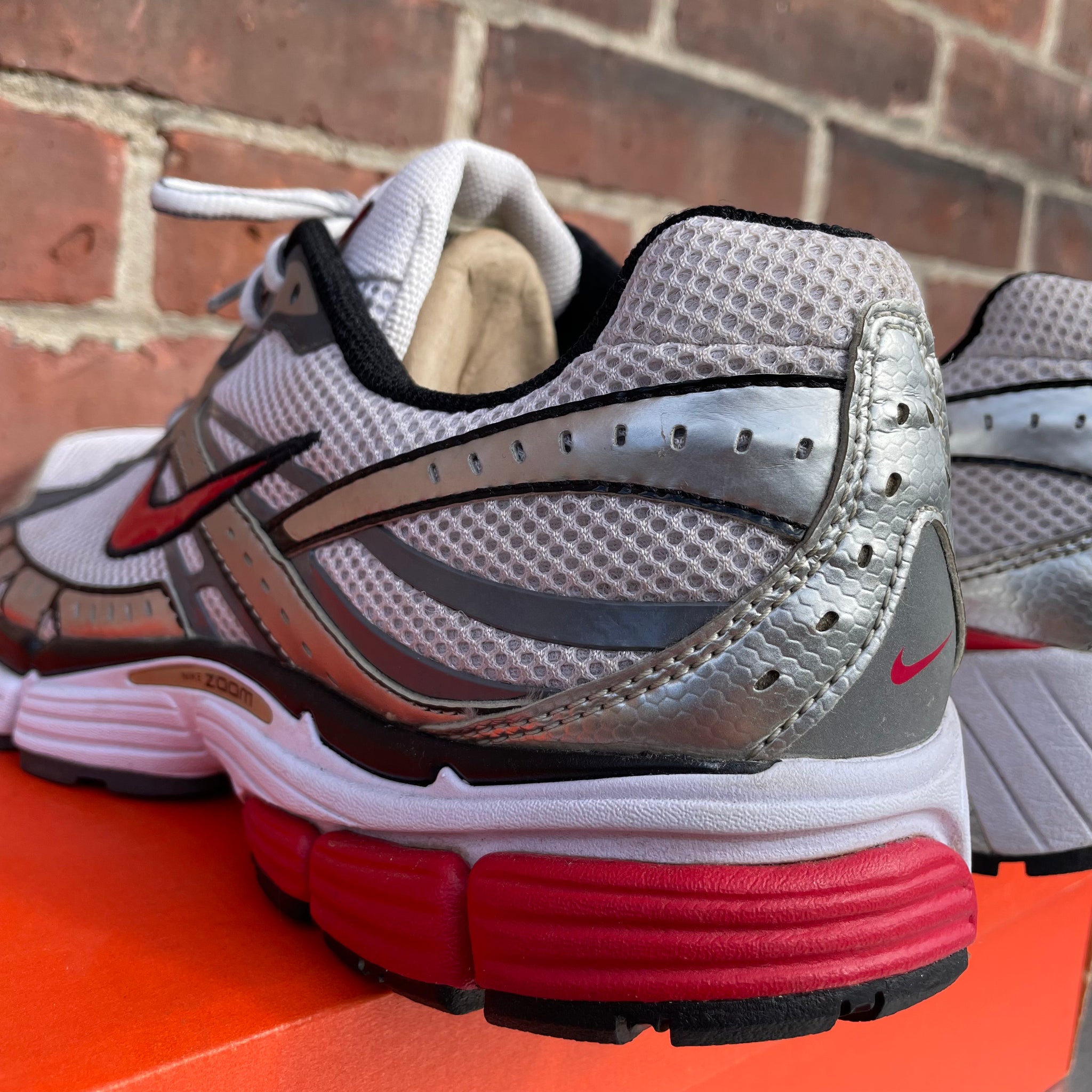 2008 Nike Zoom Structure Triax+ 12 (Bowerman Series) – Eclectic Heat