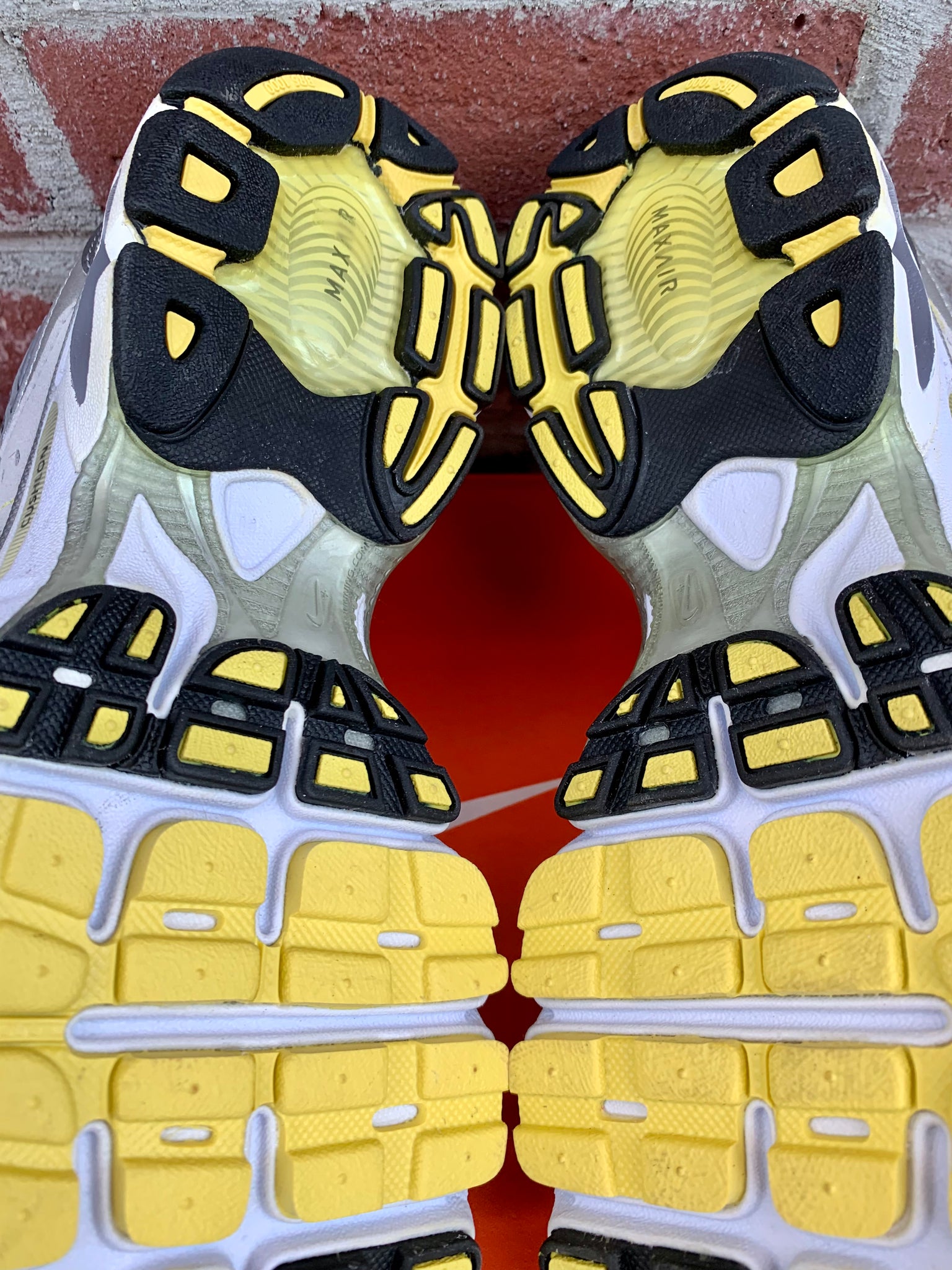 2007 Nike Wmns Air Max Moto 5 White Ozn Metallic Silver