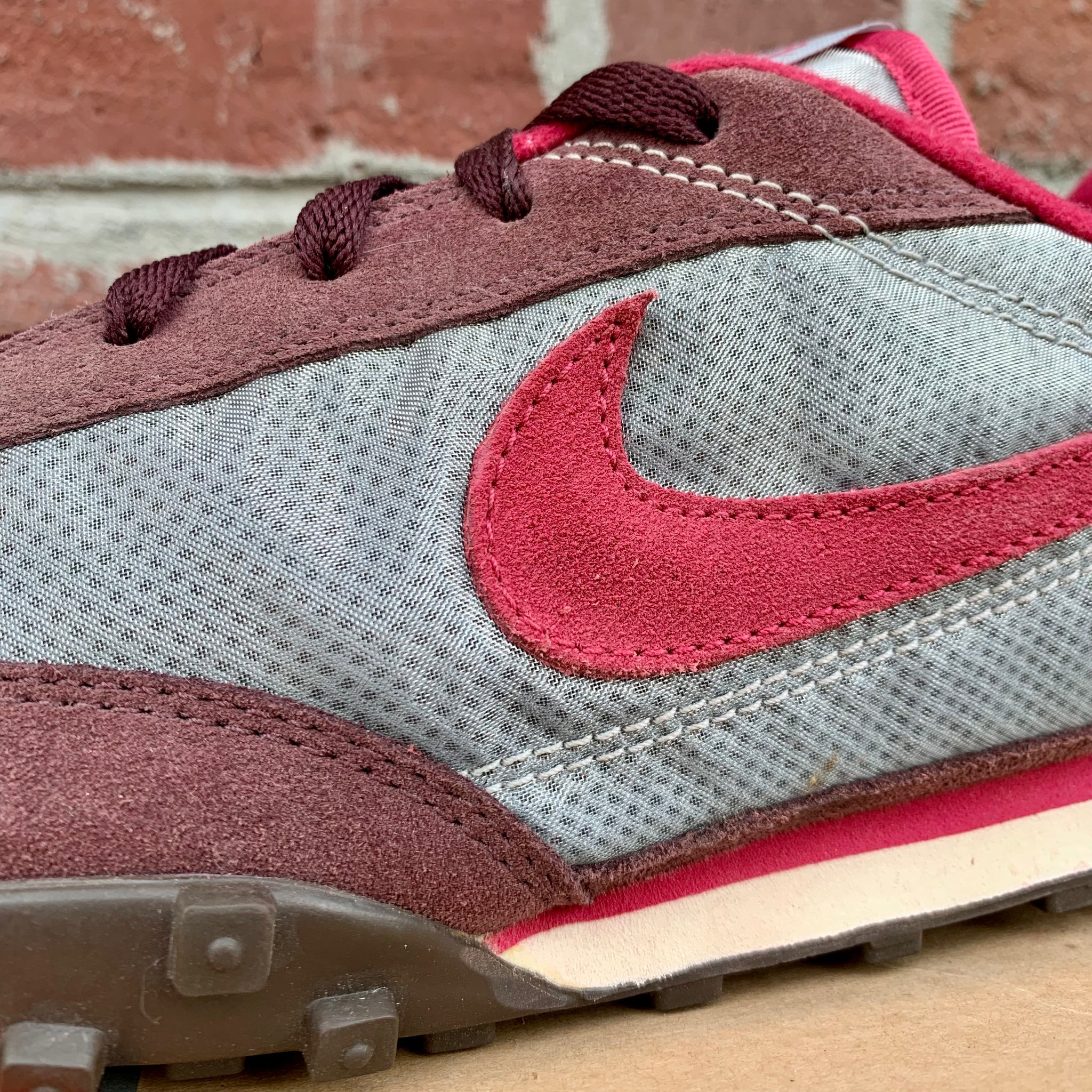 2003 Nike Wmns Waffle Racer II Mahogany Cardinal Red Silver Ice