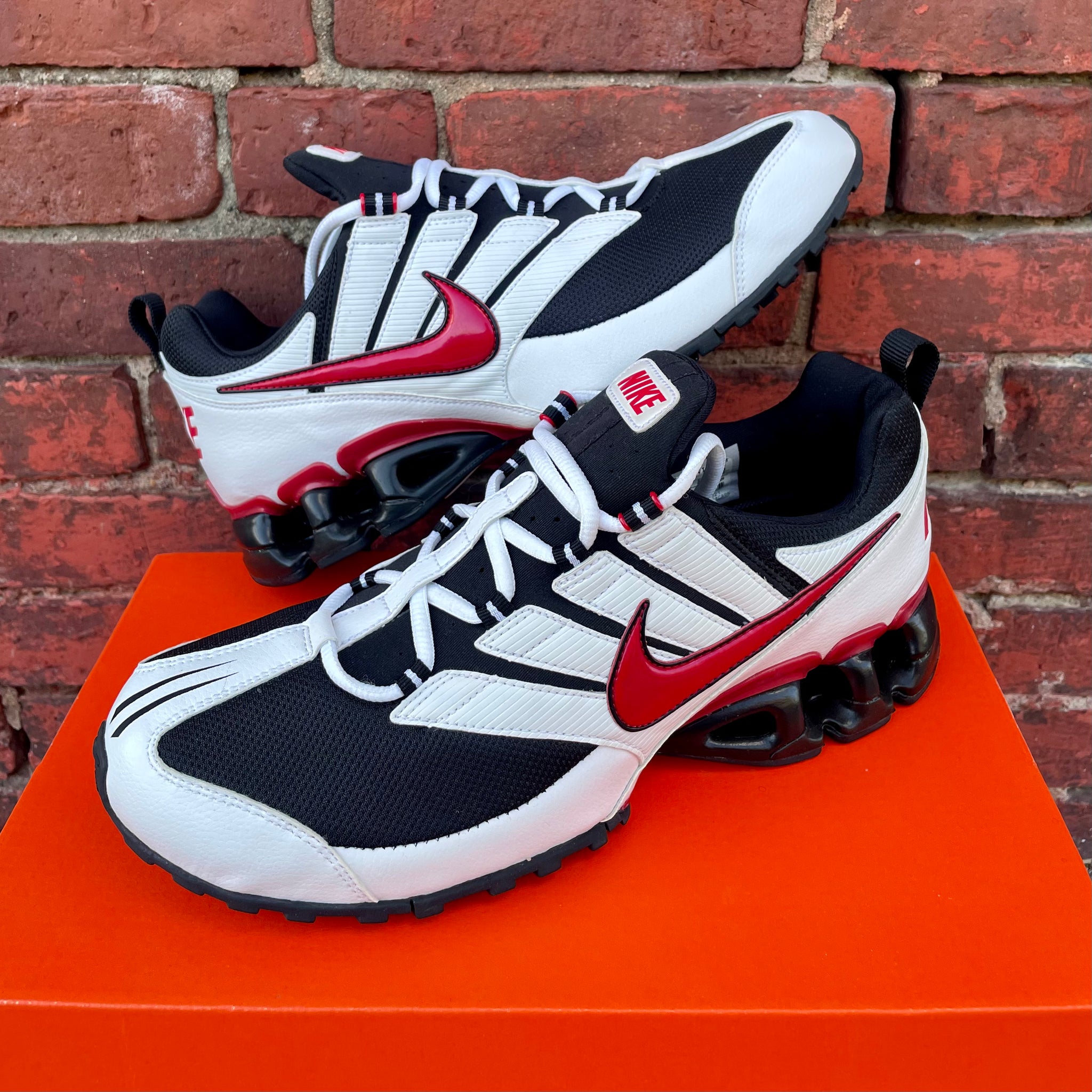 Nike shox 2009 hot sale