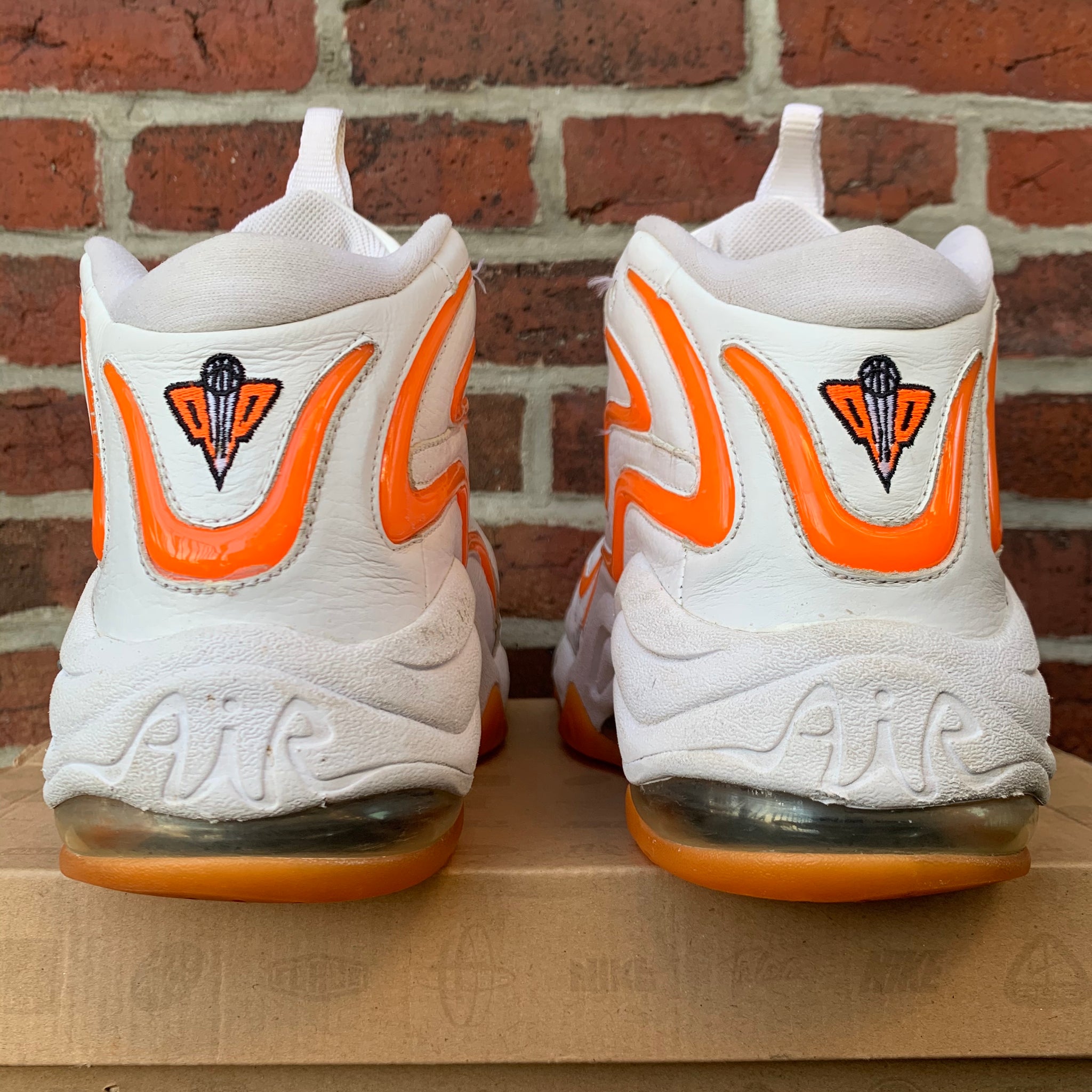 2010 Nike Air Pippen 1 White/Dark Grey-Total Orange – Eclectic Heat