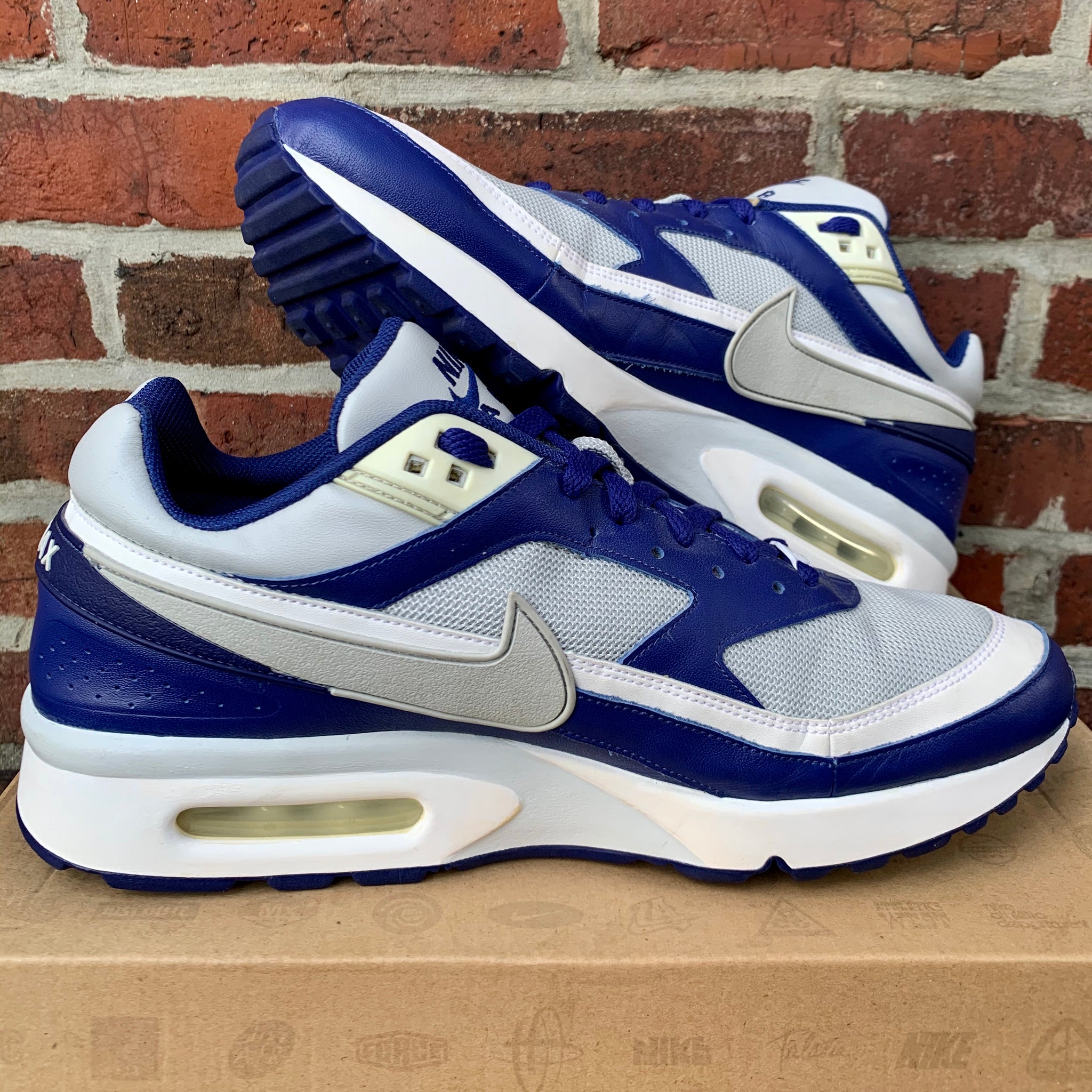 Nike air max classic bw regal blue best sale